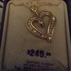 Diamond and gold neckless